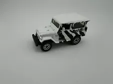 2008 MATCHBOX MB764 SAFARI ZEBRA '68 TOYOTA LAND CRUISER FJ40 DIECAST 1:58