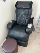 ijoy 2580 Massage Chair For sale Please Read the Descriptions Below.