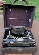 New ListingRARE CORONA PRIVATE BRAND MILW CO. FOLDING 3 ROW TYPEWRITER IN ORIG CASE