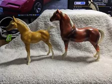 TWO Vintage Heartland HORSE FIGURES BROWN AND TAN