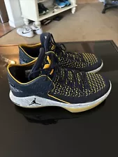 Nike Air Jordan 32 Low Michigan Basketball Shoes Mens 8 AA1256-405 Clean