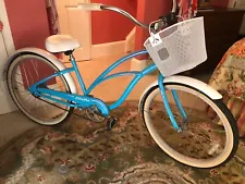 26"Electra womens beach cruiser w/wire basket orig $519.00 hardly used