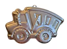 Wilton Dump Truck Aluminum Cake Pan 2105-0562