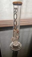 Roor bong gold trim