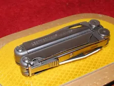 LEATHERMAN WAVE EXCELLENT CONDITION WITH LITTLE SIGNS OF USE