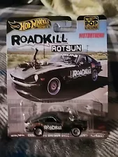 Hot Wheels Premium - Roadkill Rotsun Custom '71 Datsun 240Z ("Rotsun") (BBHKC37)