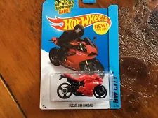 2014 Hot Wheels HW City Ducati 1199 Panigale #36 Red HTF New Free Shipping