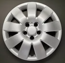 One Wheel Cover Hubcap Fits 2003-2004 Toyota Corolla 15" Silver 9 Spoke