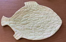 L Godinger & Co Home Essentials Ceramic Light Green 8" Embossed Fish Plate