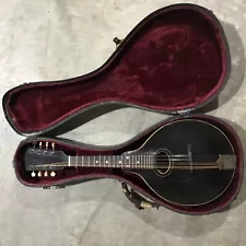 New ListingGIBSON MANDOLIN SYYLE A 1912 AND ORGINALCASE