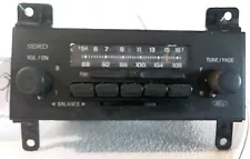 USED Vintage 1987 Ford Tempo /AM-FM Stero Radio