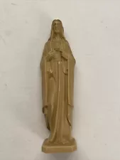 Vintage Resin Jesus Christ Figurine Icon Sacred Heart 6.25” Art Decor Statue