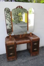 1920s Art Deco Vanity Makeup Table with Inlay Etched Triple Mirror 5563