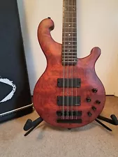 Dean Rhapsody 8-String Bass Bubinga Active EMG Hardshell Case