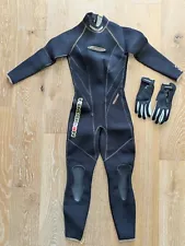 Henderson Aquatics USA Dive Wear Gold Core Technology 3mm Wetsuit Sz 6 + Gloves