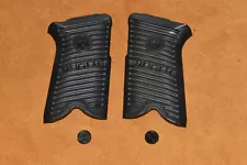 RUGER P89 grips and grip scrips