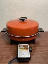 VINTAGE 1970's WEST BEND Electric Country Kettle Automatic 12” Skillet Orange