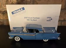 Danbury Mint Rare 1957 Ford Fairlane 500 Skyliner Retractable "Dresden Blue"