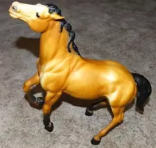 VINTAGE BREYER TRADITIONAL BUCKSKIN MUSTANG HORSE MOLD 87, EARLY VERSION, MATTE