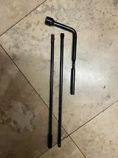 1997 -2002 Isuzu Trooper Lug Wrench Tools For Jack OEM