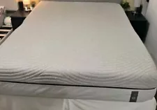 Select Comfort Sleep Number Queen i8 Innovation Series 360 Mattress