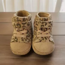 UGG Infant 0/1 Cassie Baby Pink Leopard Print Boots Hook and Loop Booties