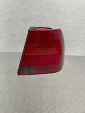 1999 to 2003 Volkswagen Jetta Sedan Right Passenger Tail Light OEM 2152R DG1