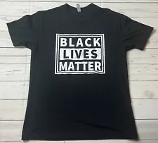 Black Lives Matter Short Sleeve Graphic Print T-shirt Size Medium