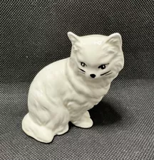 Vintage Porcelain White Persian Cat Kitty Kitten Figurine 3" Tall