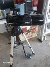 Meade DS-2000 AutoStar Telescope with Tripod & Books