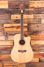 Peavey DW-2 CE Dreadnought Cutaway Acoustic-Electric Guitar Natural BLEMISH