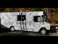 18' Kitchen on wheels - Food Truck - LOADED! All New Equipment