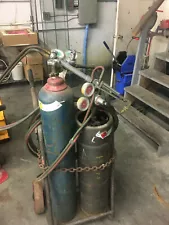 Torch set (2 tanks, cart, accessory) LOCAL PICKUP ONLY