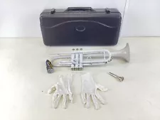 White Coloured Soundz Brand Trumpet in Case with Accessories (V4) S#544