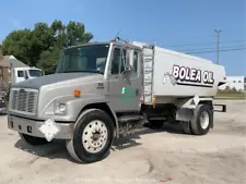 Freightliner FL70 T/A 4,400 Gallon Fuel Tanker Delivery Truck Cummins bidadoo