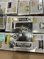 Funky Pop Harley Quinn (black & White)