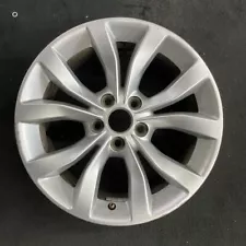 Chrysler Silver 300 OEM Wheel 17” 2015-2018 Rim Original Factory 10 spoke 2535