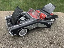 Danbury Mint 1958 Corvette Convertible