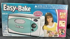 Hasbro 2007 Easy Bake Oven & Snack Center nib with 2 mix packs