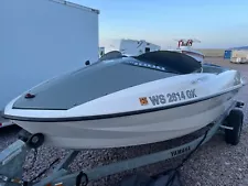 2001 Yamaha jet boat XR1800