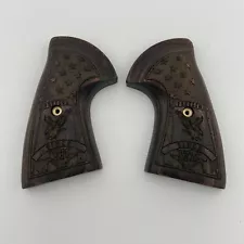 Altamont Wood Grips - Taurus M-85 Super Walnut Engraved