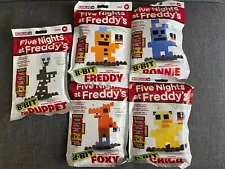 McFarlane Five Night At Freddy's 8-Bit FREDDY BONNIE CHICA FOXY PUPPET LOT OF 5