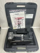 ITW PASLODE 16 GA PNEUMATIC FINISH NAILER NAIL GUN 3250-F16 W/CASE WORKING