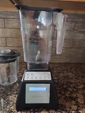 Blendtec Wild side ES3 Commercial Quality Blender With Two Jars And Three Lids