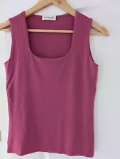 Kettlewell Soft Square Vest, Wine Blush, Medium, for Summers