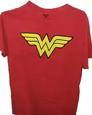 Wonder Woman WW Red Shirt Top Adult Small Used Nice