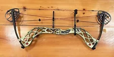 Bow Tech Camo Right Handed Compound Bow Carbon Knight