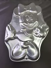 Minnie Mouse Cake Pan Disney 1998 Wilton 15"