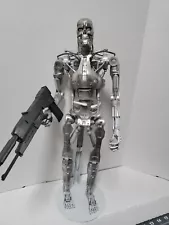 Neca 2004 Terminator T-800 Endoskeleton 18" 1/4 Scale Light Up Eyes