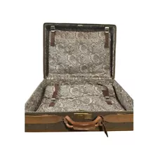 New With Box Hartmann Walnut Tweed, Leather, Brass Vintage 25” Pullman Suitcase